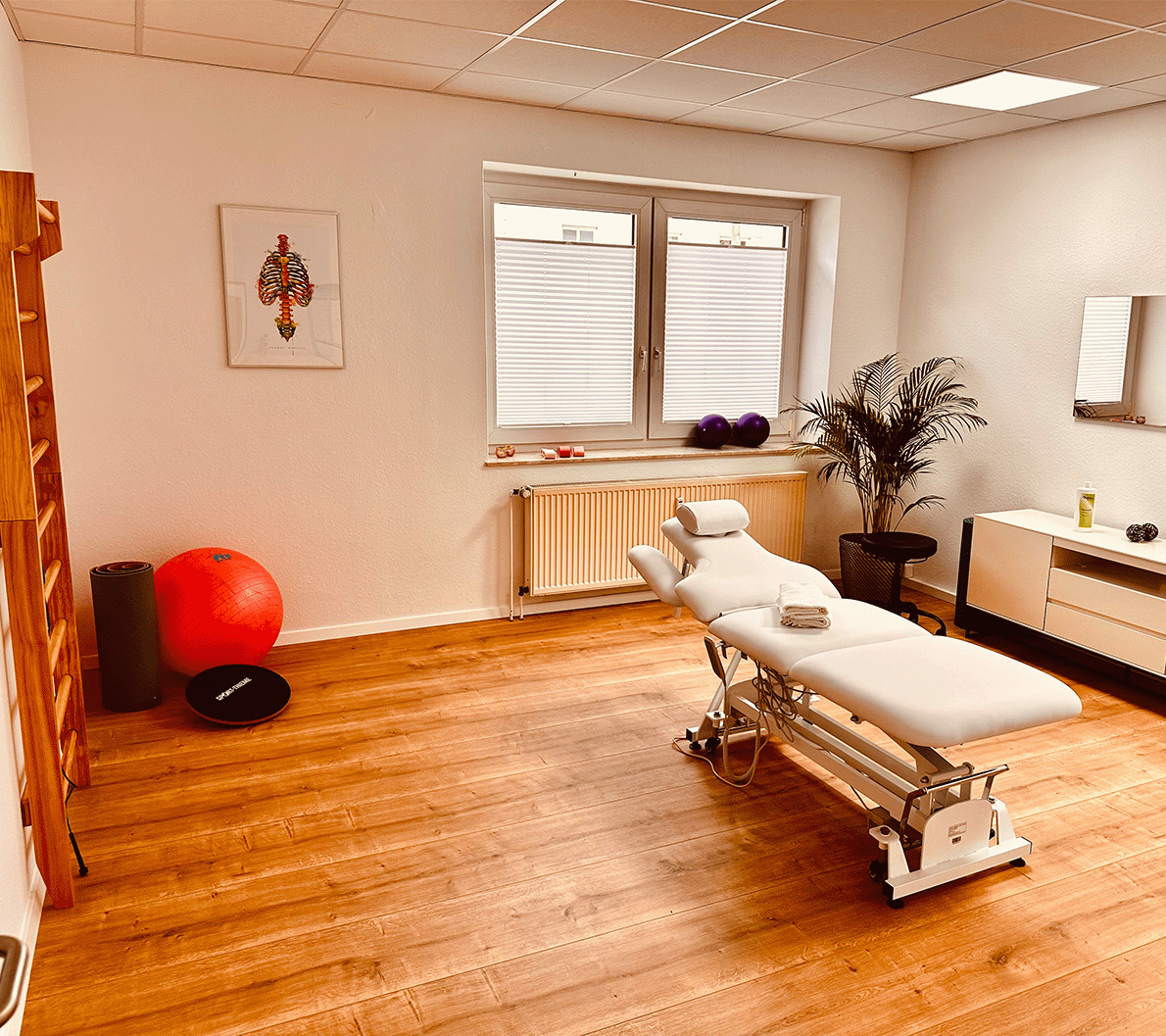 Leonie Seewald, Physiotherapie in Herford, Heilpraktiker für Physiotherapie, Krankengymnastik, Cranio-Mandibuläre-Dysfunktion, Manuelle Lymphdrainage